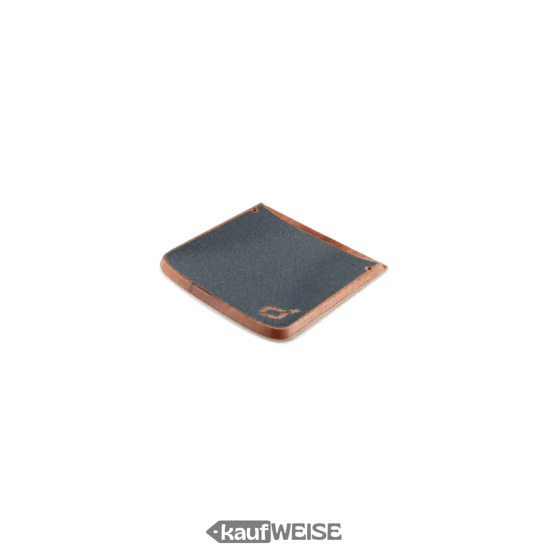 Braunes Lederportemonnaie mit schwarzem Innenfutter und silberner Hardware