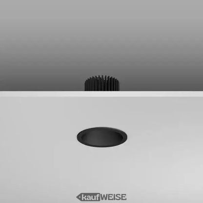 Schwarze LED Einbaustrahler mit ribbendem Design für Deckenbeleuchtung