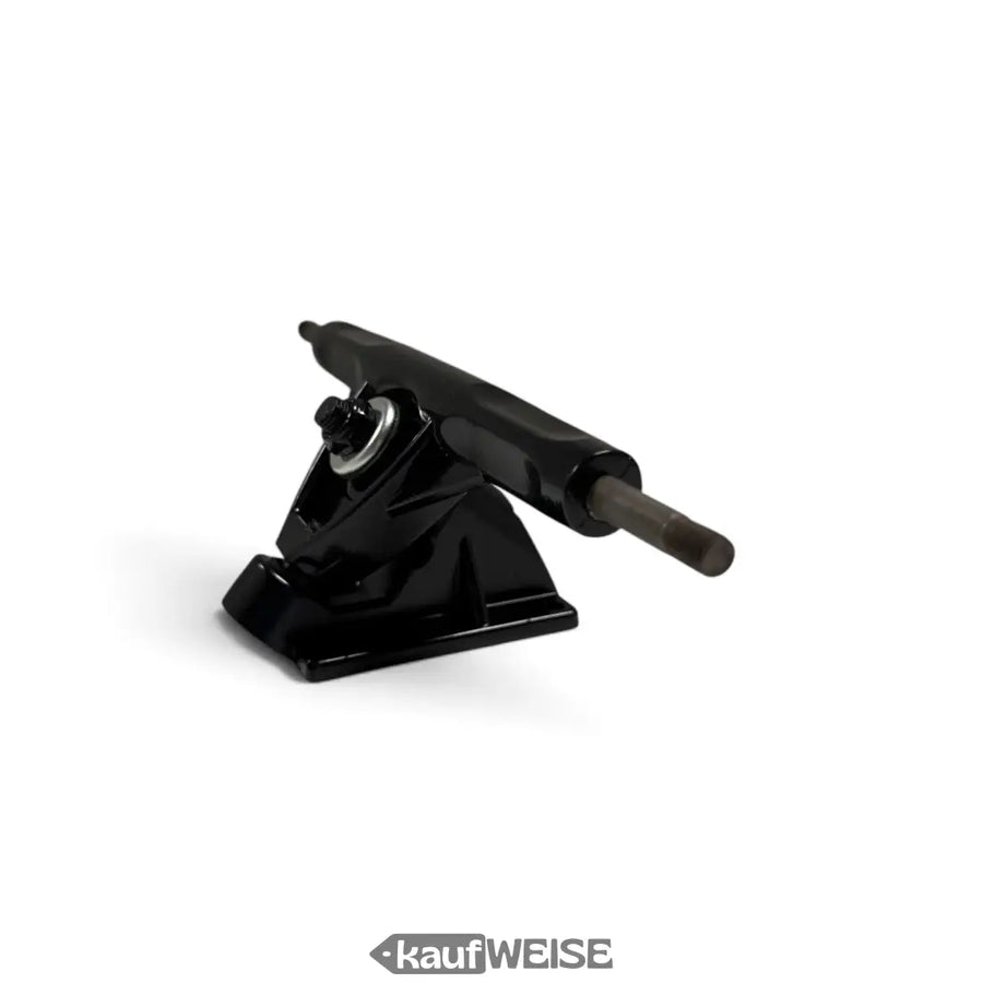 Kant-en-klaar gemonteerde reverse-kingpin-truck