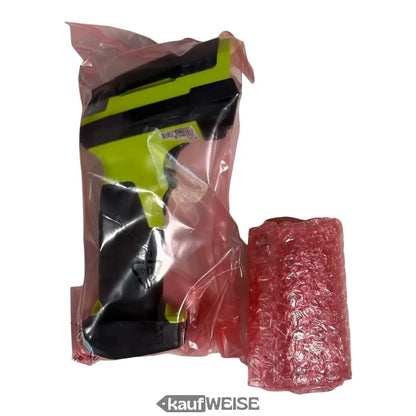 Neon-grüner und schwarzer Plastikbeutel mit roter Luftpolsterfolie im Zebra DS3678 Scanner